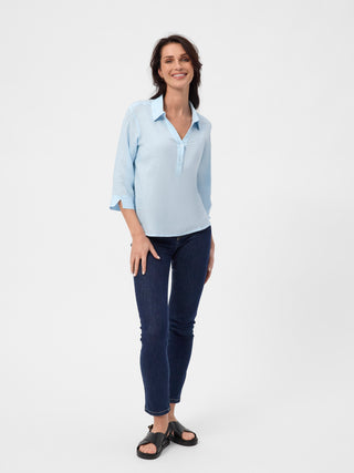 Dame skjorte i lyseblå fra Redgreen – hør / afslappet fit / 3/4-ærme